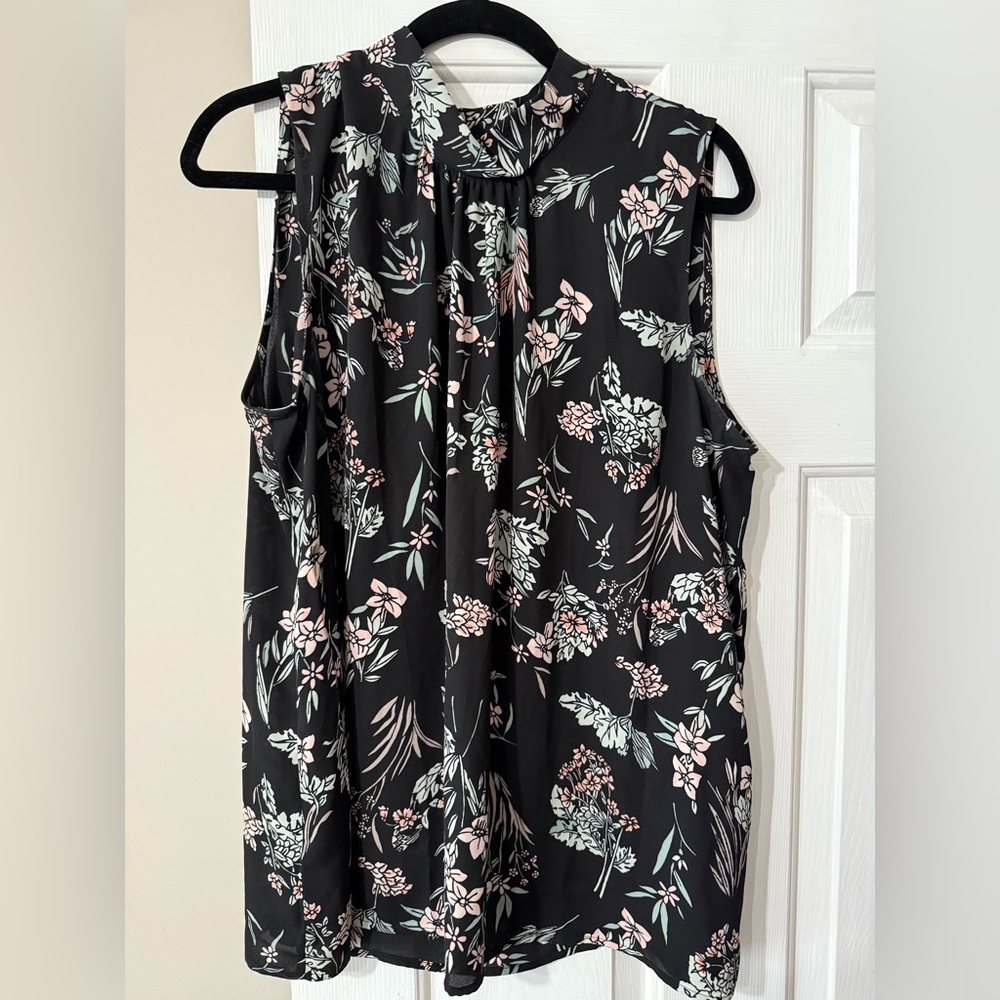 LOFT Black and Pink Sleeveless Blouse Relaxed Fit